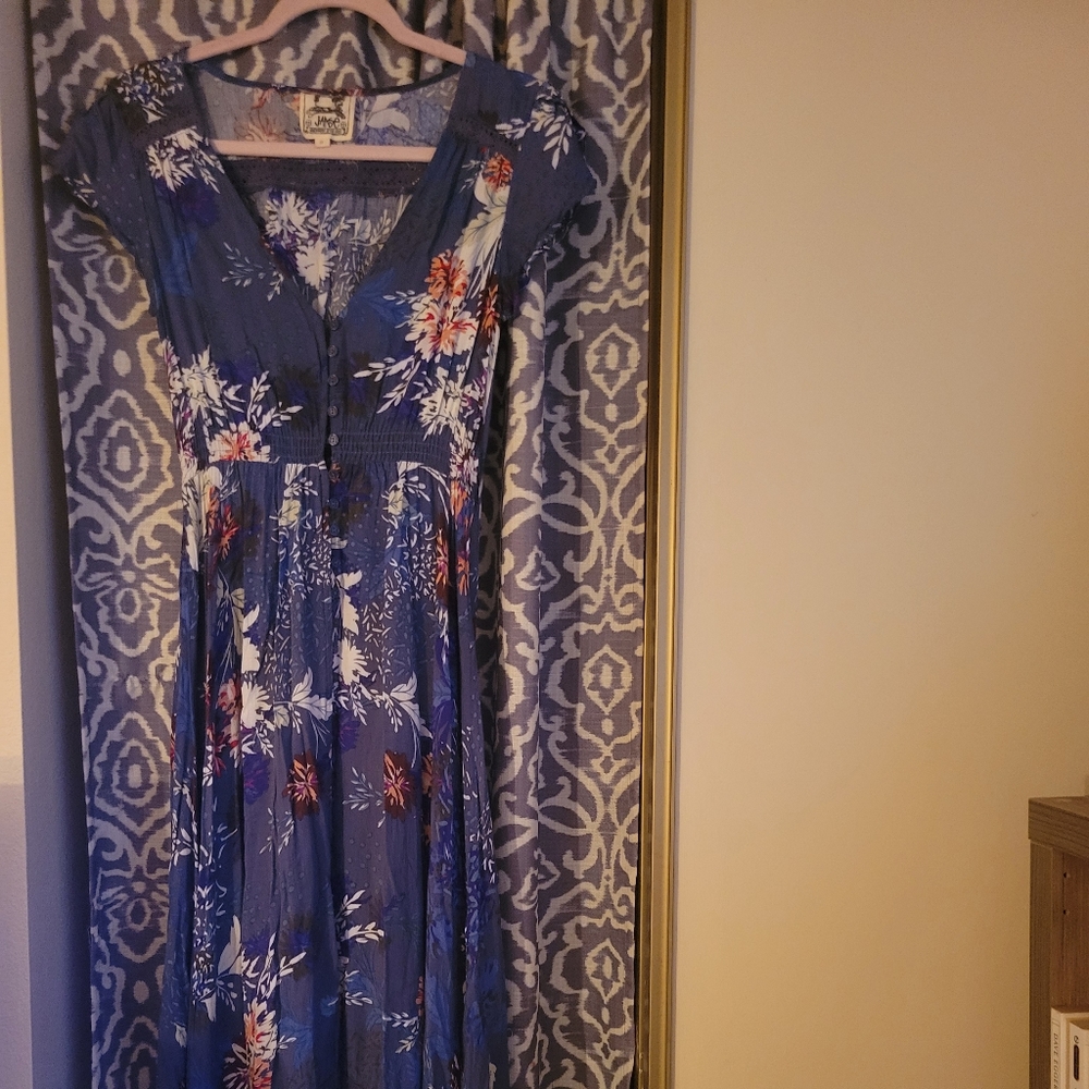 Small Jaase Blue Floral Dress with Front Slit